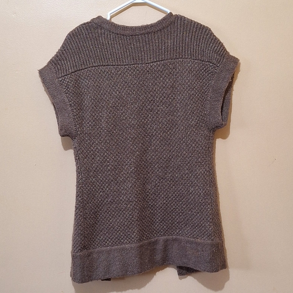 Romeo & Juliet Couture Short Sleeve Open Cardigan - Picture 4 of 4